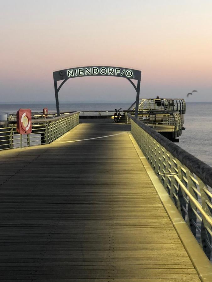 Maison Du Port Timmendorfer Strand Buitenkant foto